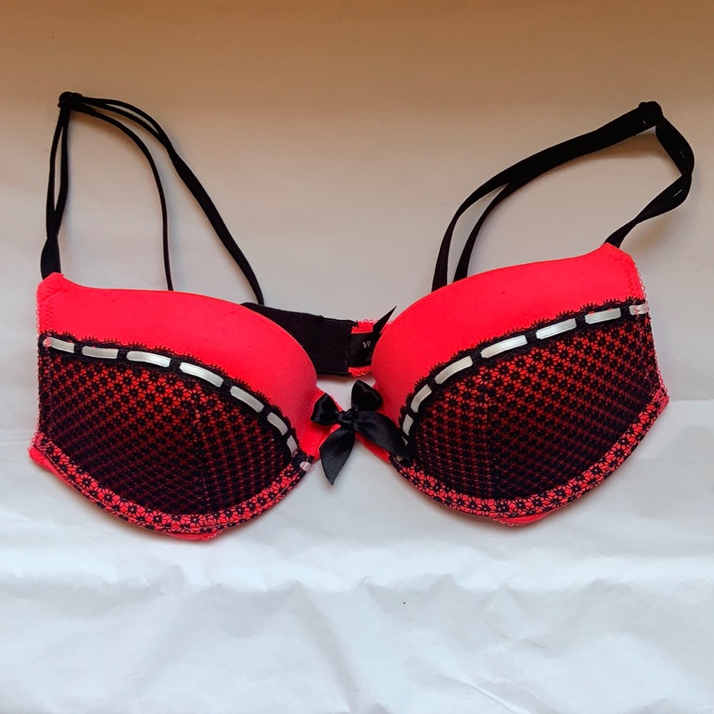 Victoria Secret Very Sexy Push-Up